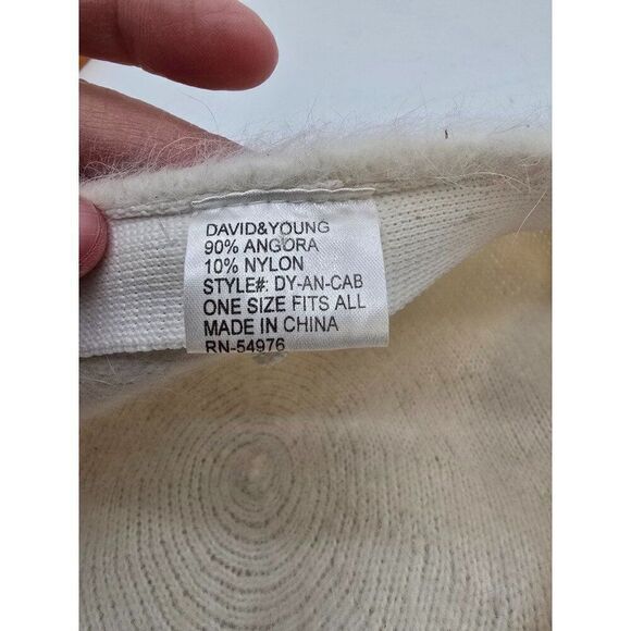 David & Young Angora & Nylon White Beret Hat - Picture 2 of 7